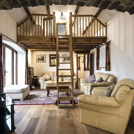 Orchard Cottage - Luxurious Barn Conversion - Beavers Hill Manorbier Exterior photo