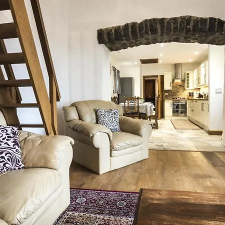 Orchard Cottage - Luxurious Barn Conversion - Beavers Hill Manorbier Exterior photo