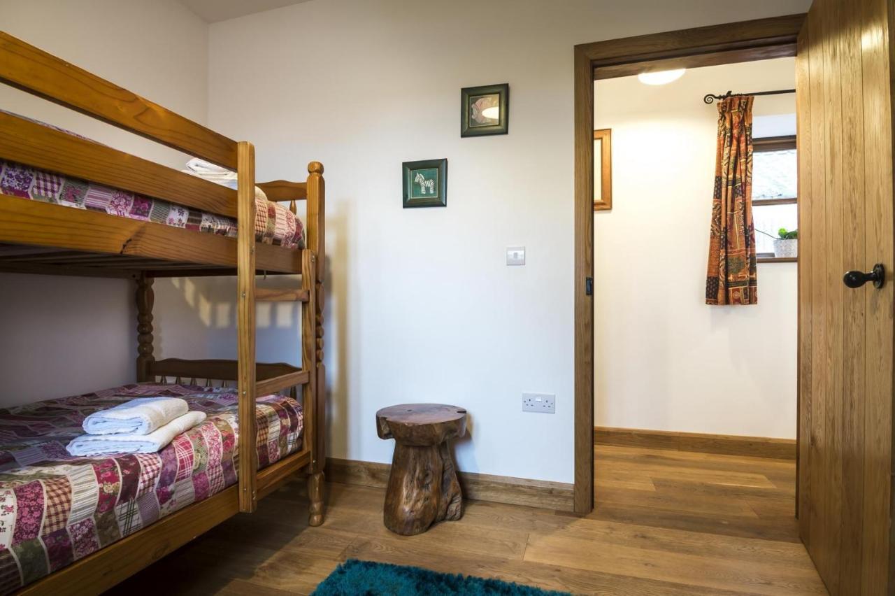 Orchard - Luxurious Barn Conversion - Beavers Hill * Manorbier