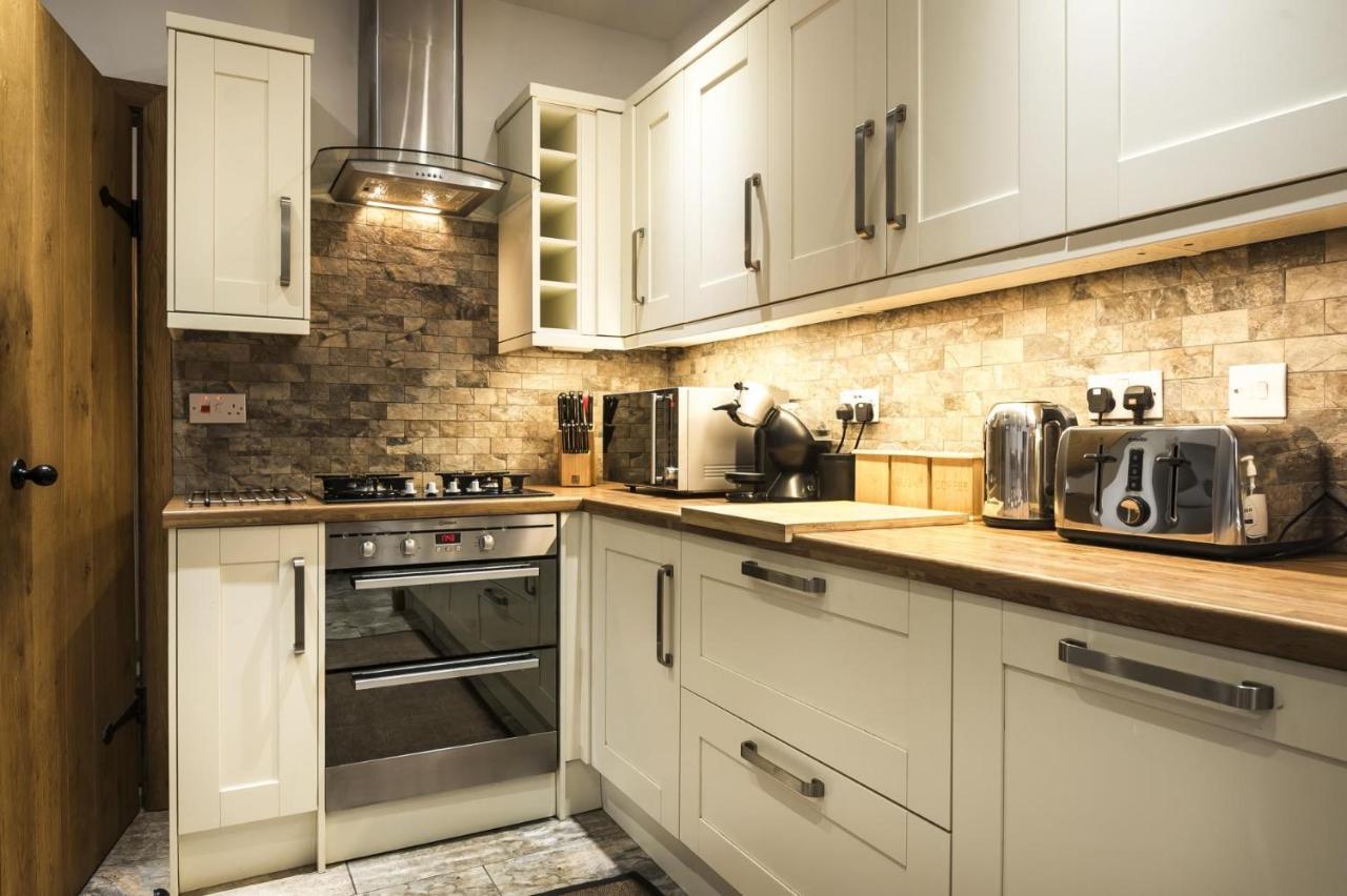 Orchard - Luxurious Barn Conversion - Beavers Hill Manorbier