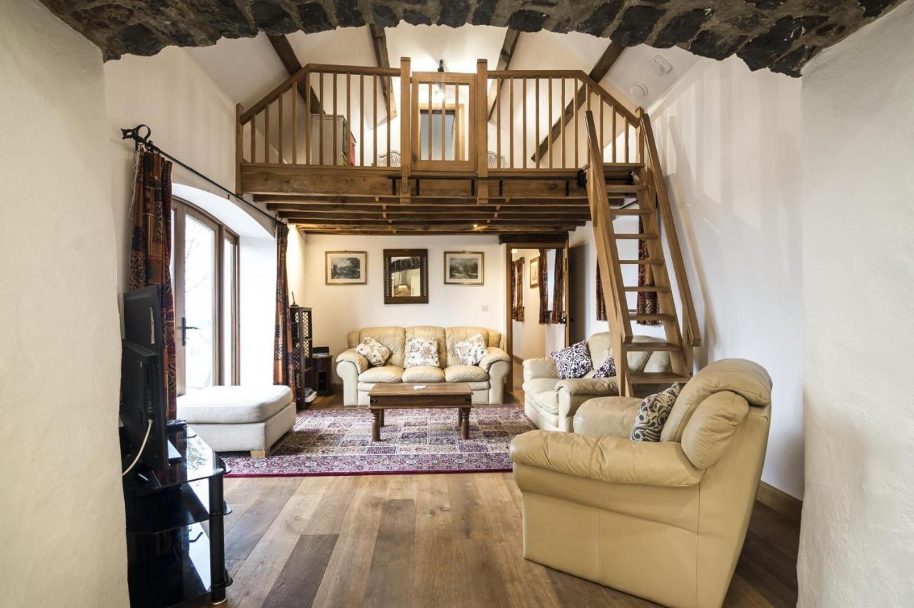 Orchard - Luxurious Barn Conversion - Beavers Hill Holiday home *