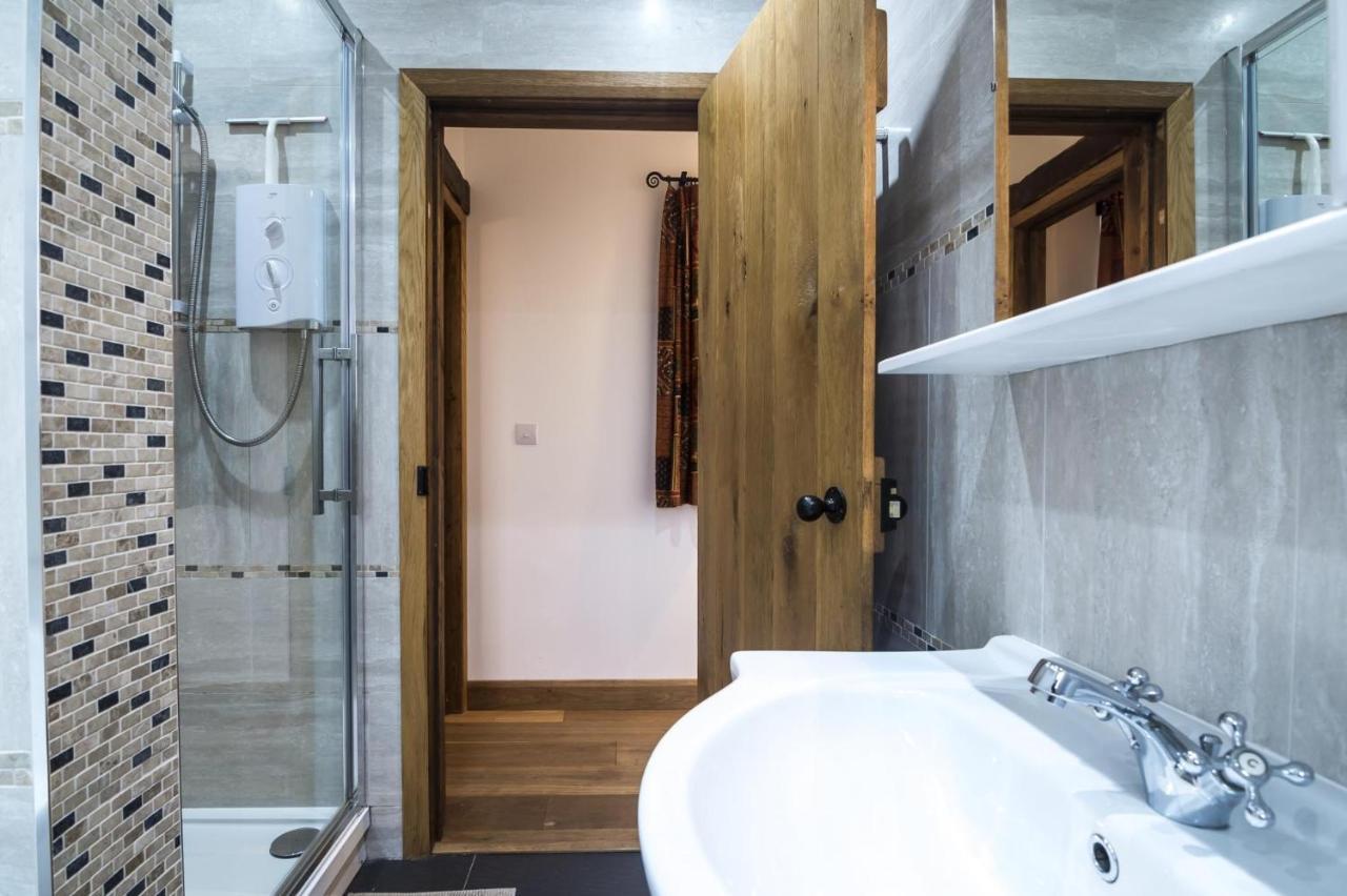 Orchard - Luxurious Barn Conversion - Beavers Hill Holiday home Manorbier